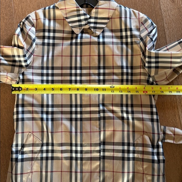 Burberry Beige and black Checkered Trench Coat - Picture 8 of 10